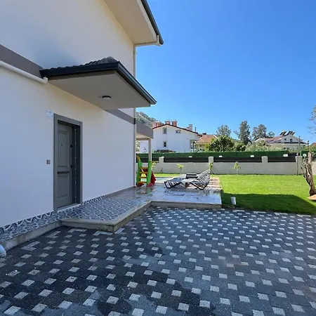 Modern With Private Pool In Center Βίλα Göcek