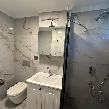 Modern With Private Pool In Center Βίλα